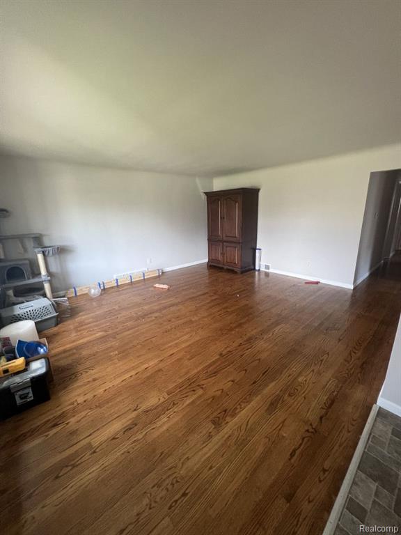 Homes for sale in Center Line, MI | 8157 Potomac, Center Line, MI 48015 | MLS# 60221263