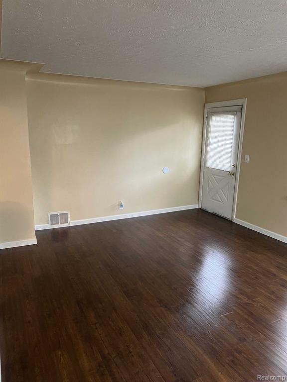 Homes for sale in Washington, MI | 8191 Pilgrim, Washington, MI 48094 | MLS# 60256409