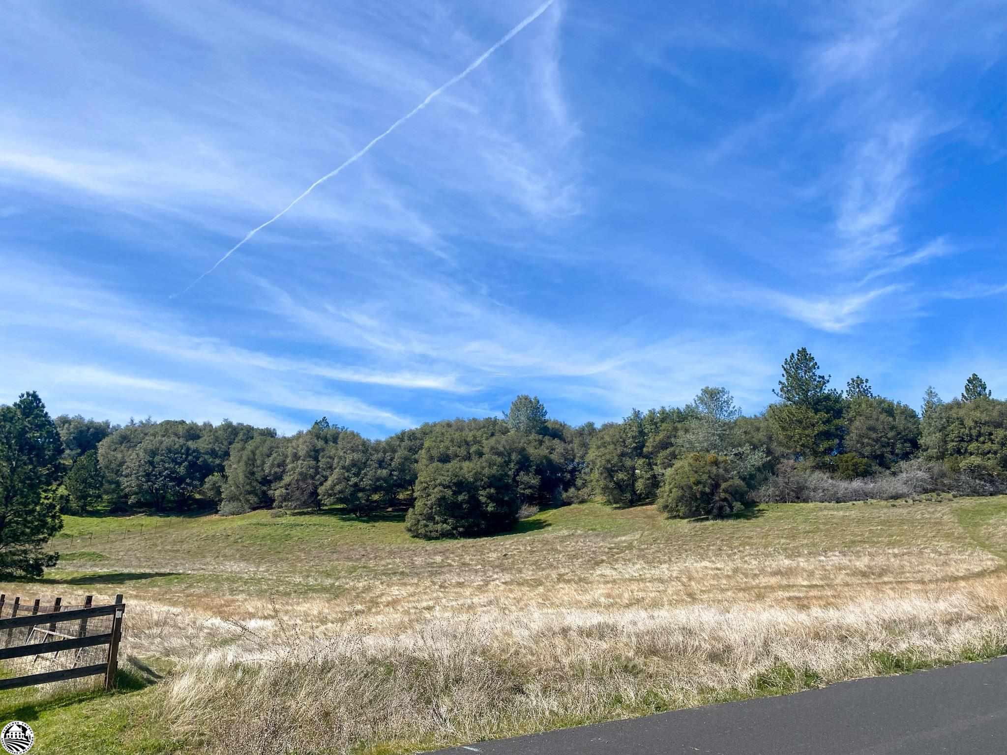 Photo of 22600 Bennett Rd in Columbia, CA