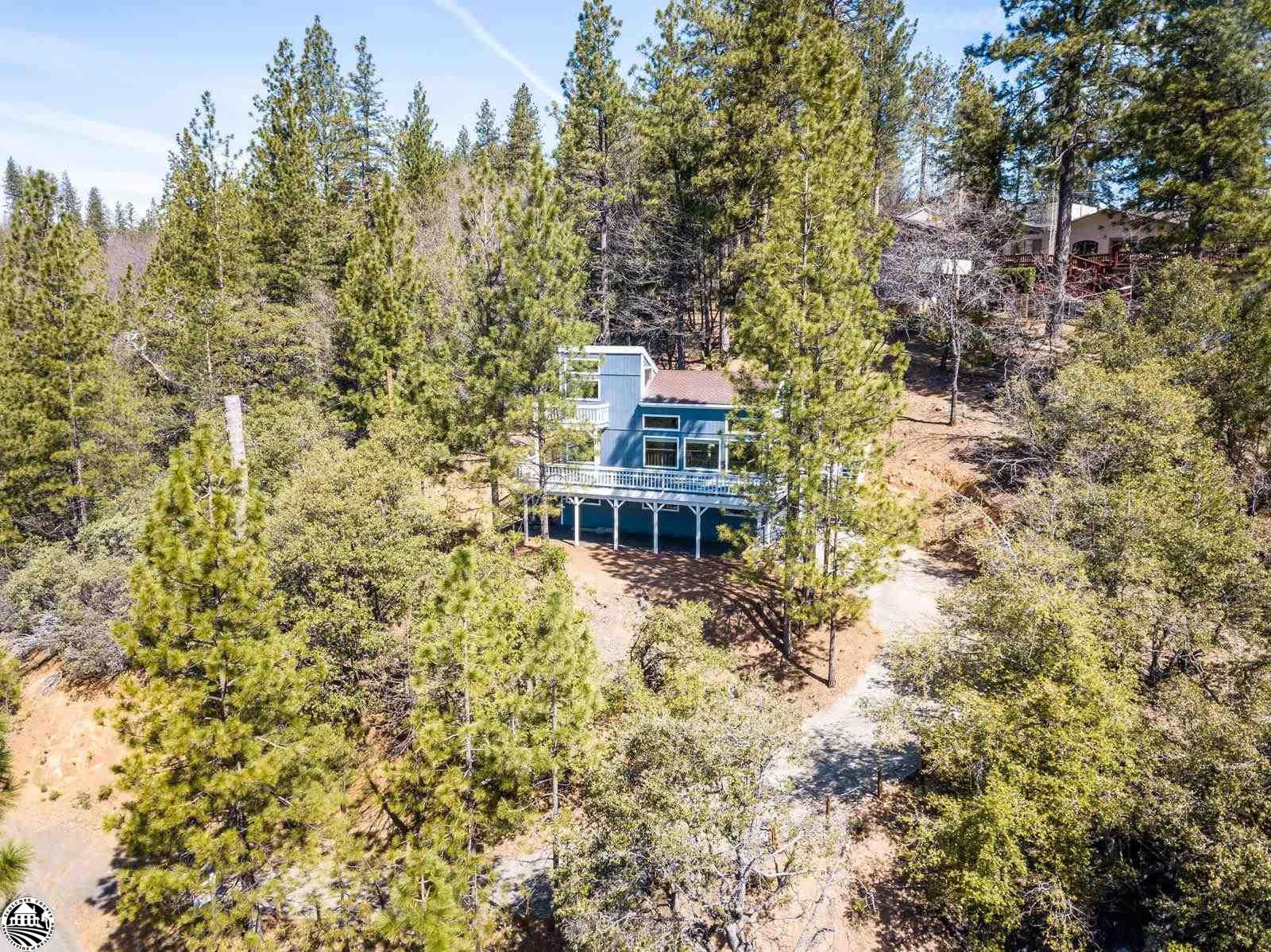Photo of 23869 Stable Rd in Sonora, CA