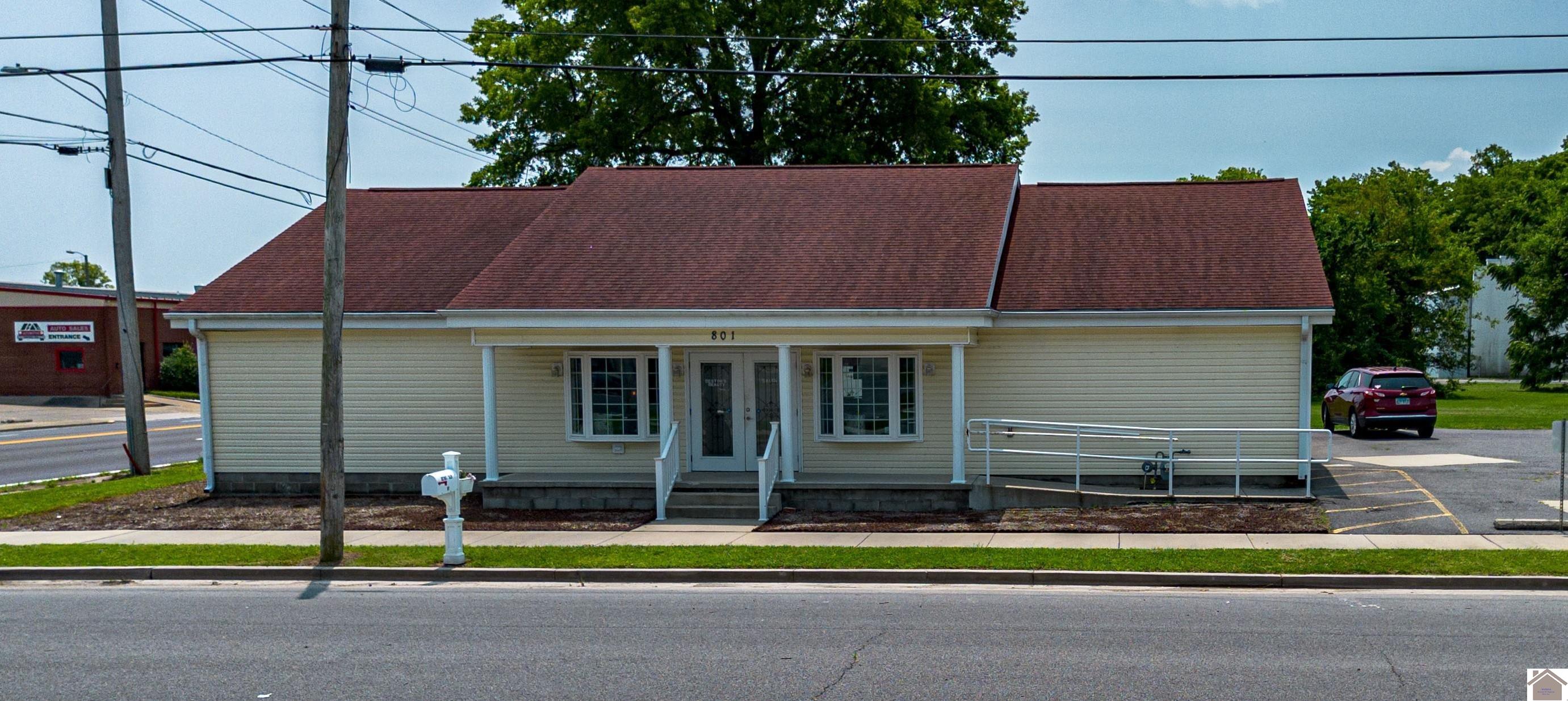 801 S 3rd St.
