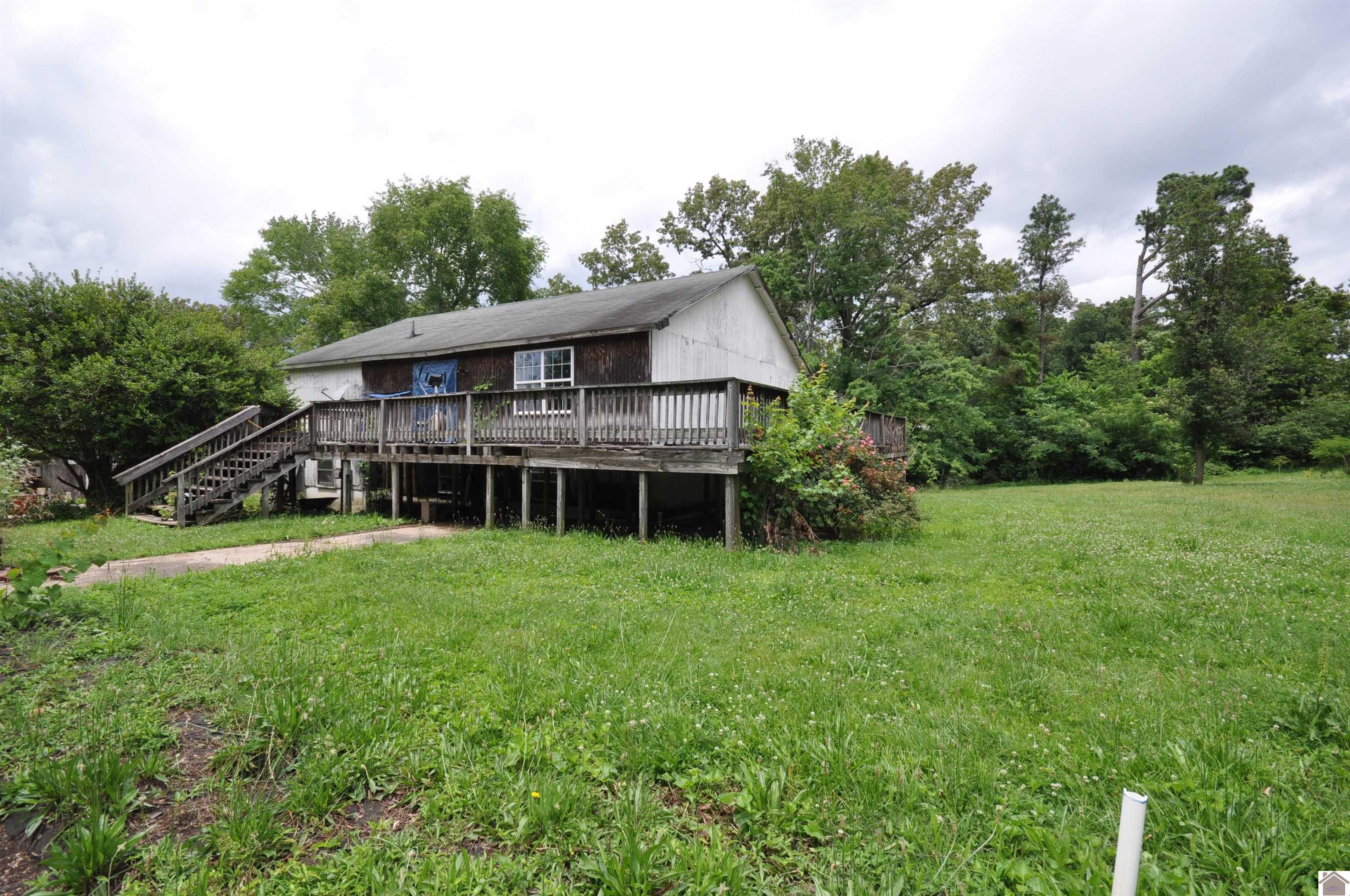 122 Lynn Nelson Road