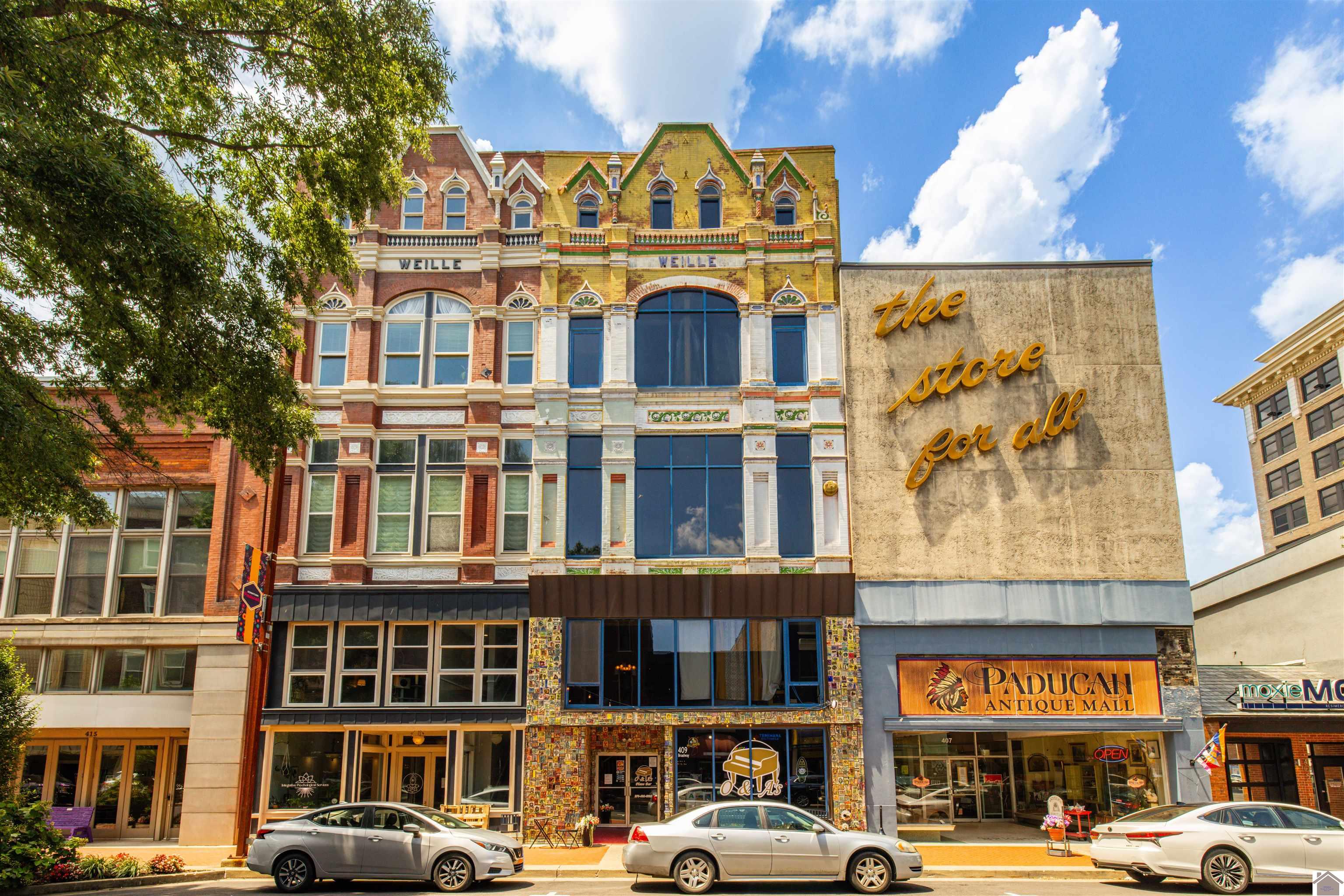 409 Broadway