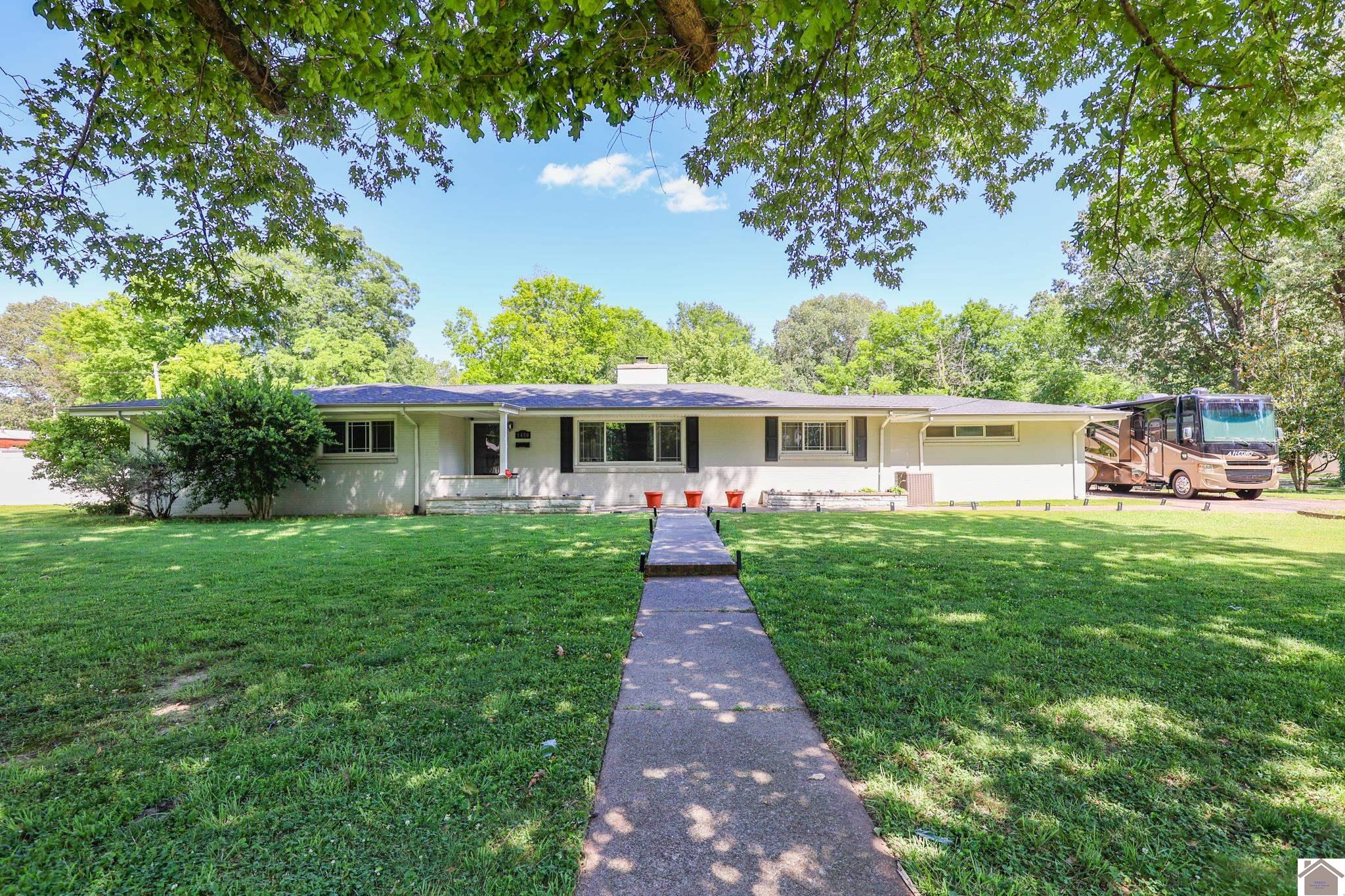 1450 HC Mathis Dr