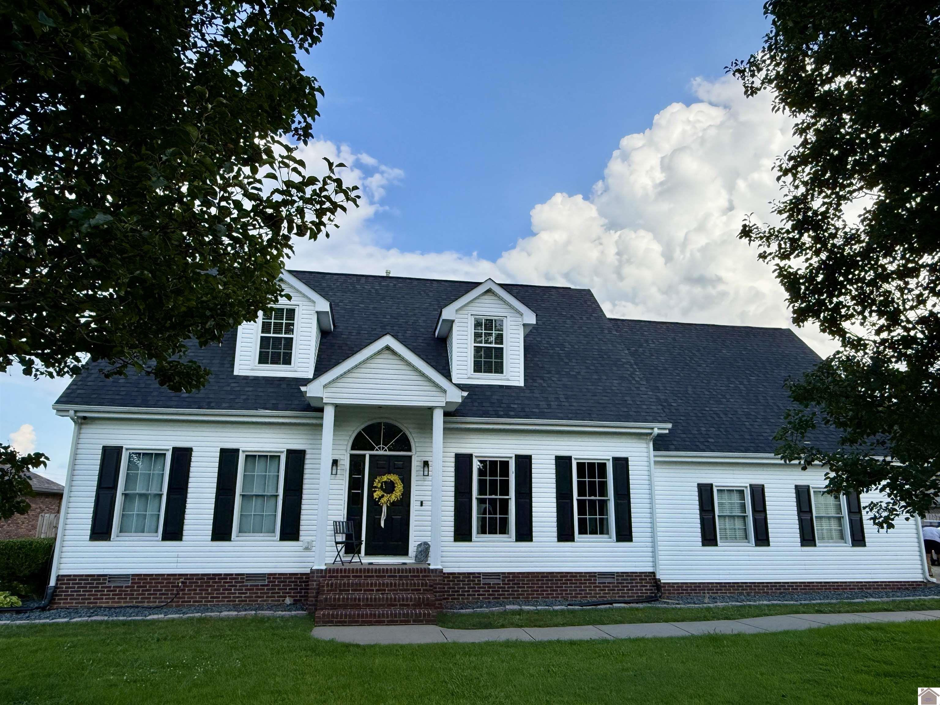 200 Willow Cove