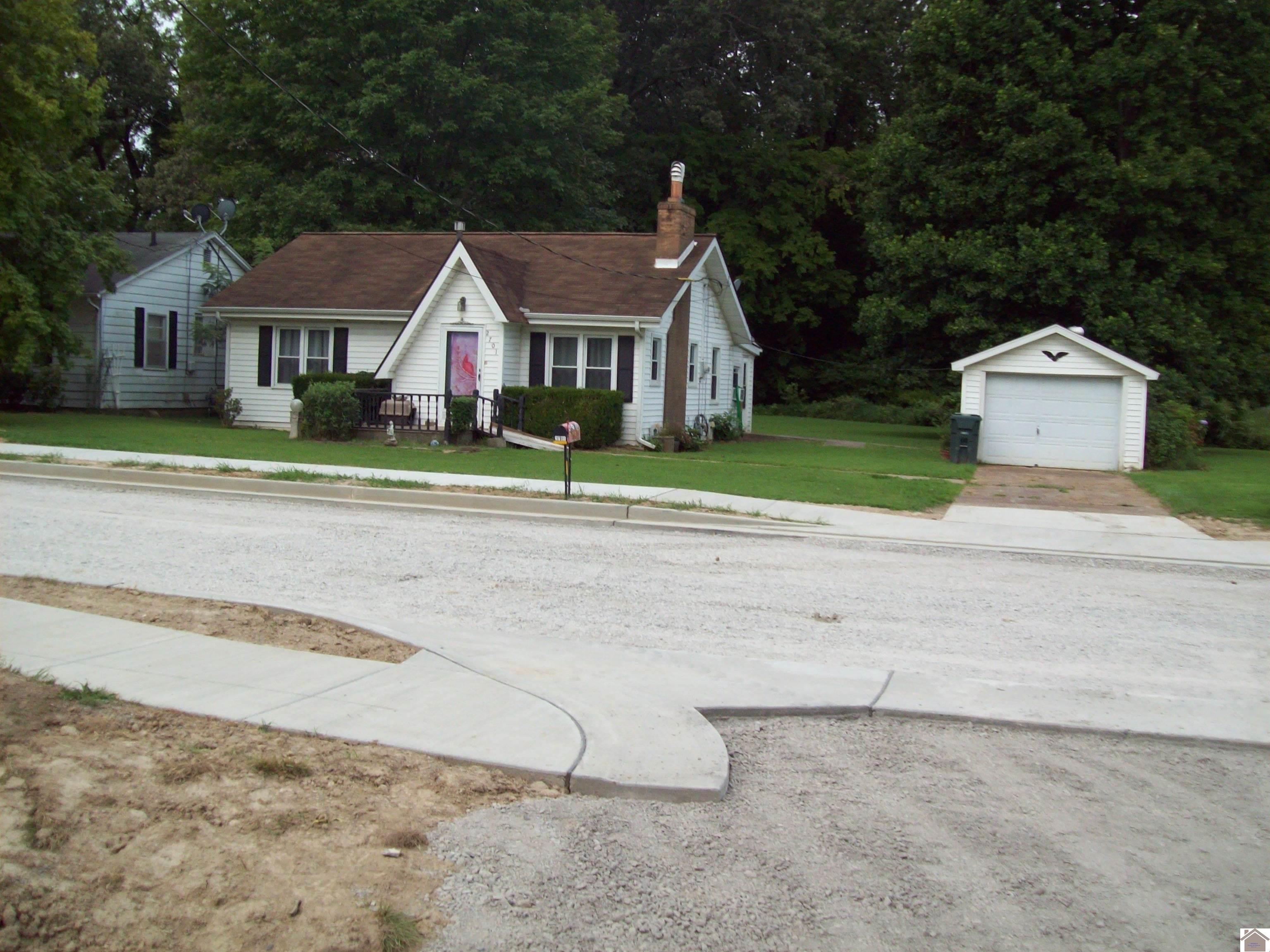 2701 S 24th