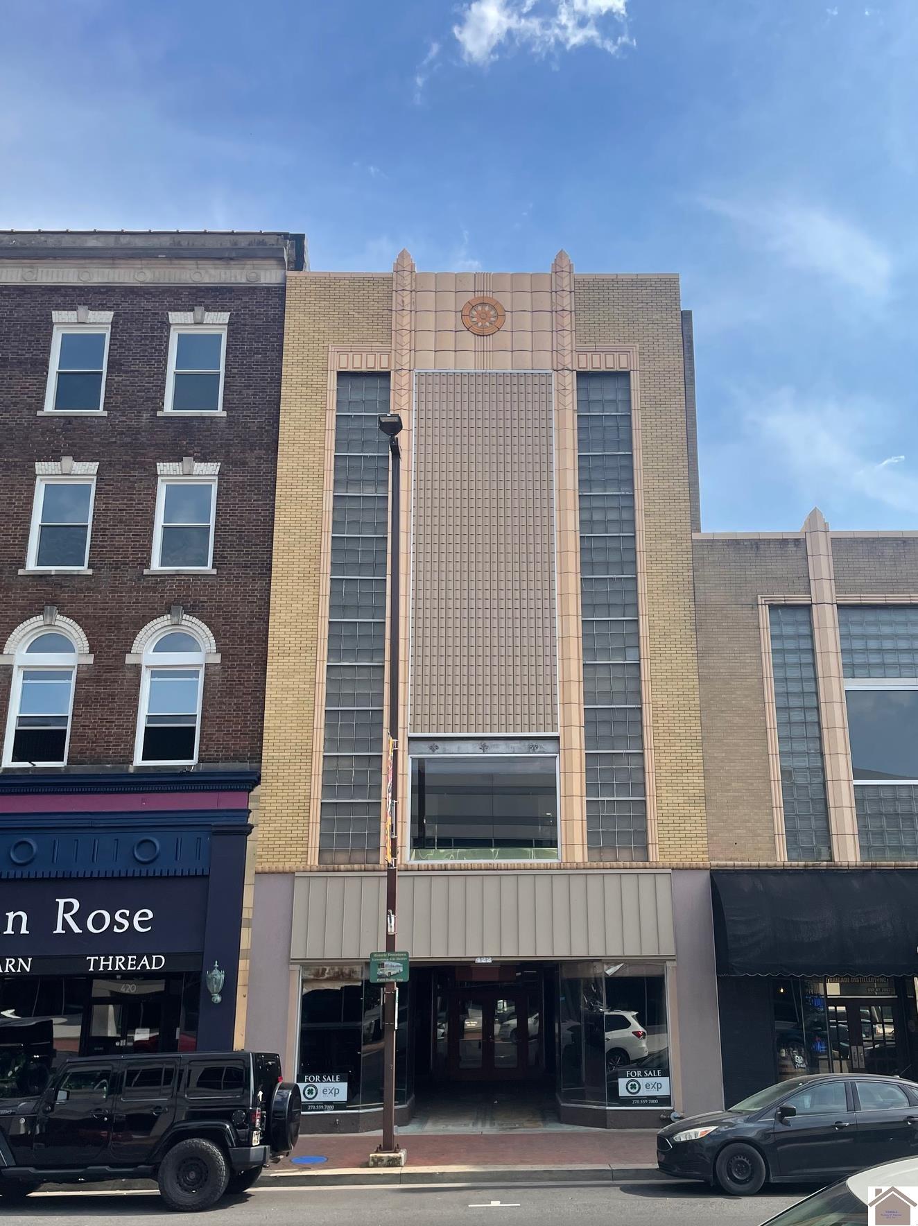 422 Broadway