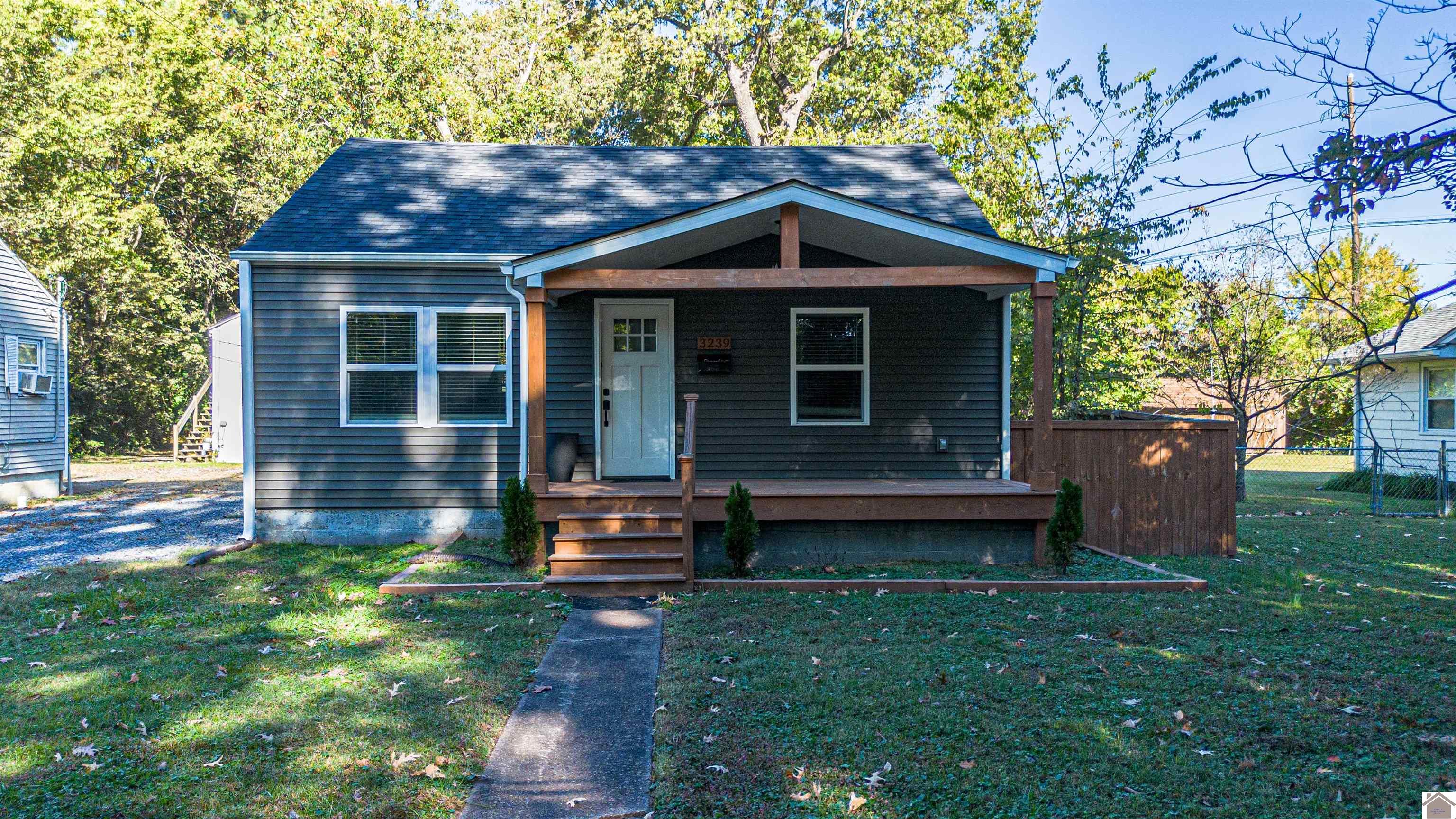 3239 Harrison Street