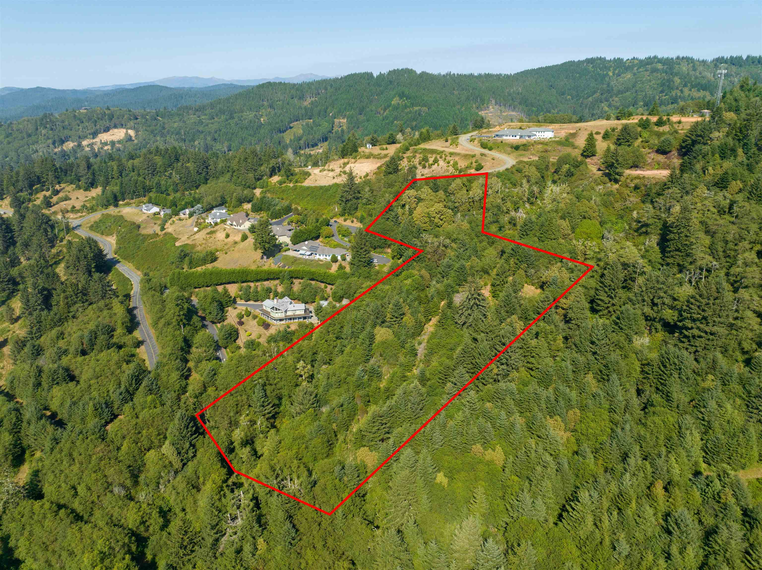 Cone Rock Circle, Smith River, CA 95567 MLS 220375