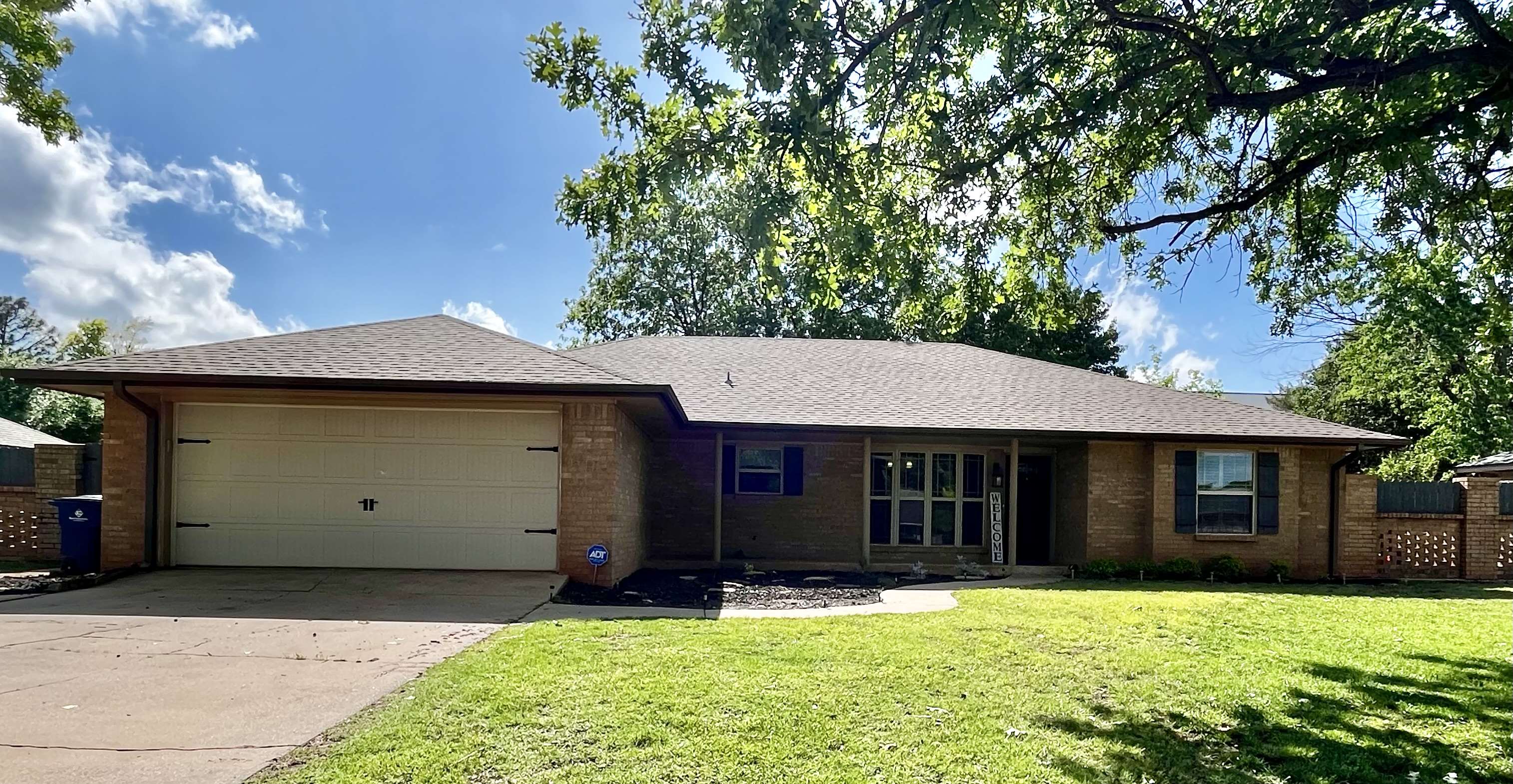 2305 W CLUB RD., DUNCAN, OK 73533 Bridges Realty Group, LLC