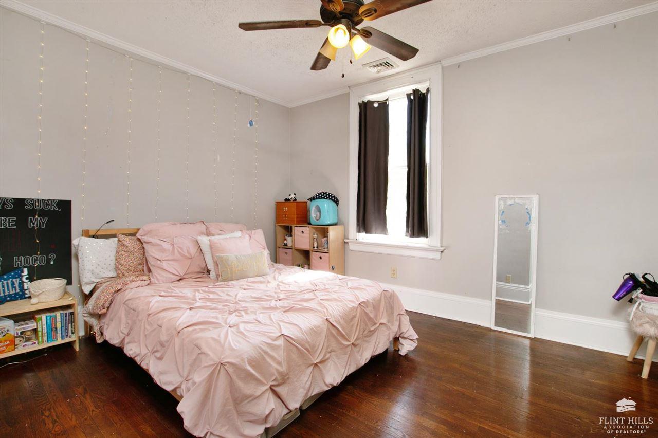 415 W Walnut Street