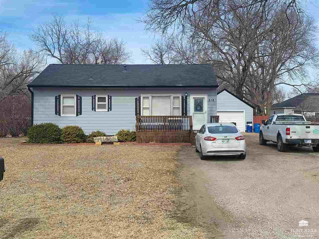 318 W 5th Street