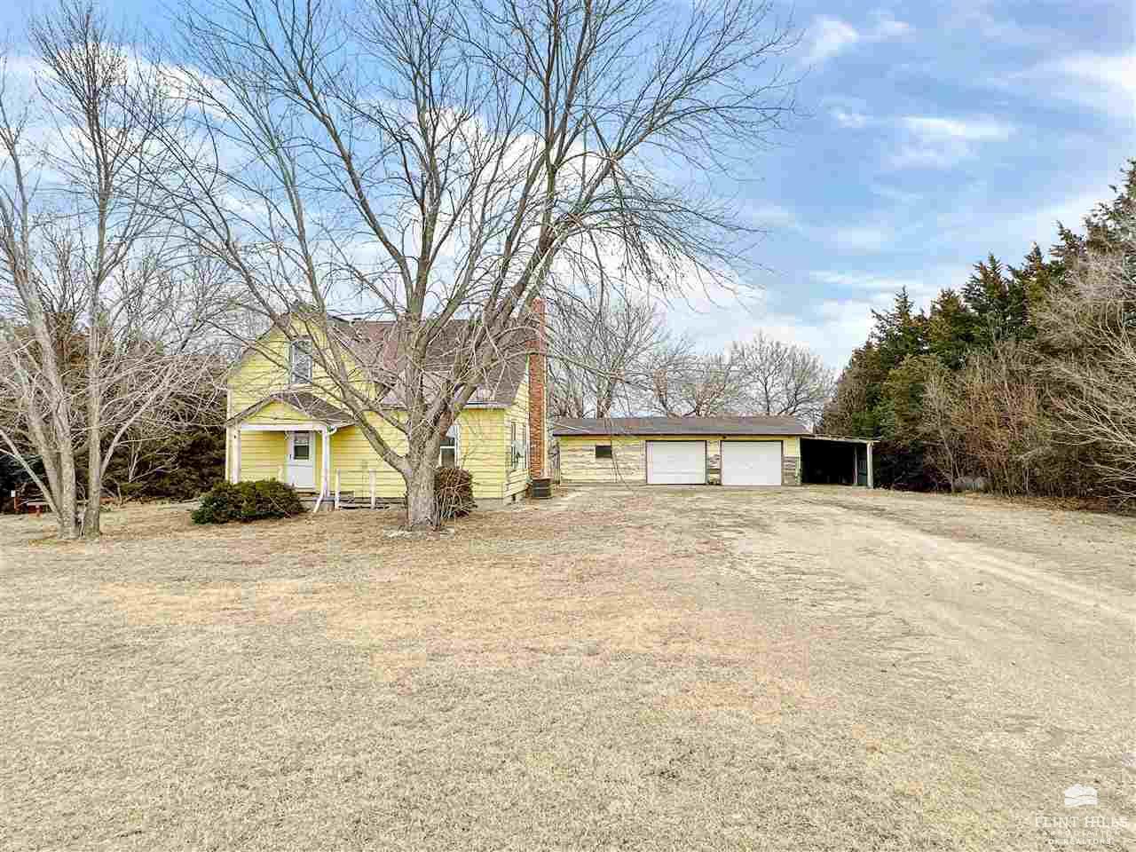 2562 N 15 Highway