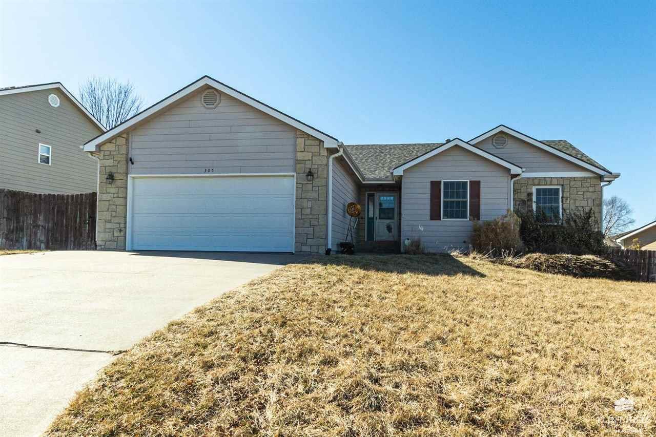 305 Highland Ridge Dr.