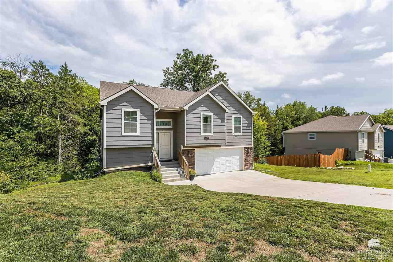 4923 Shadowridge Drive