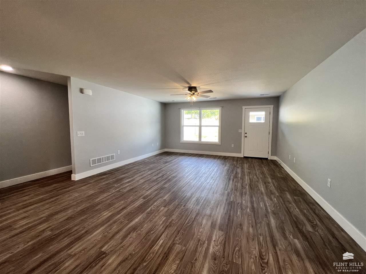 105A-105B Jackson Street