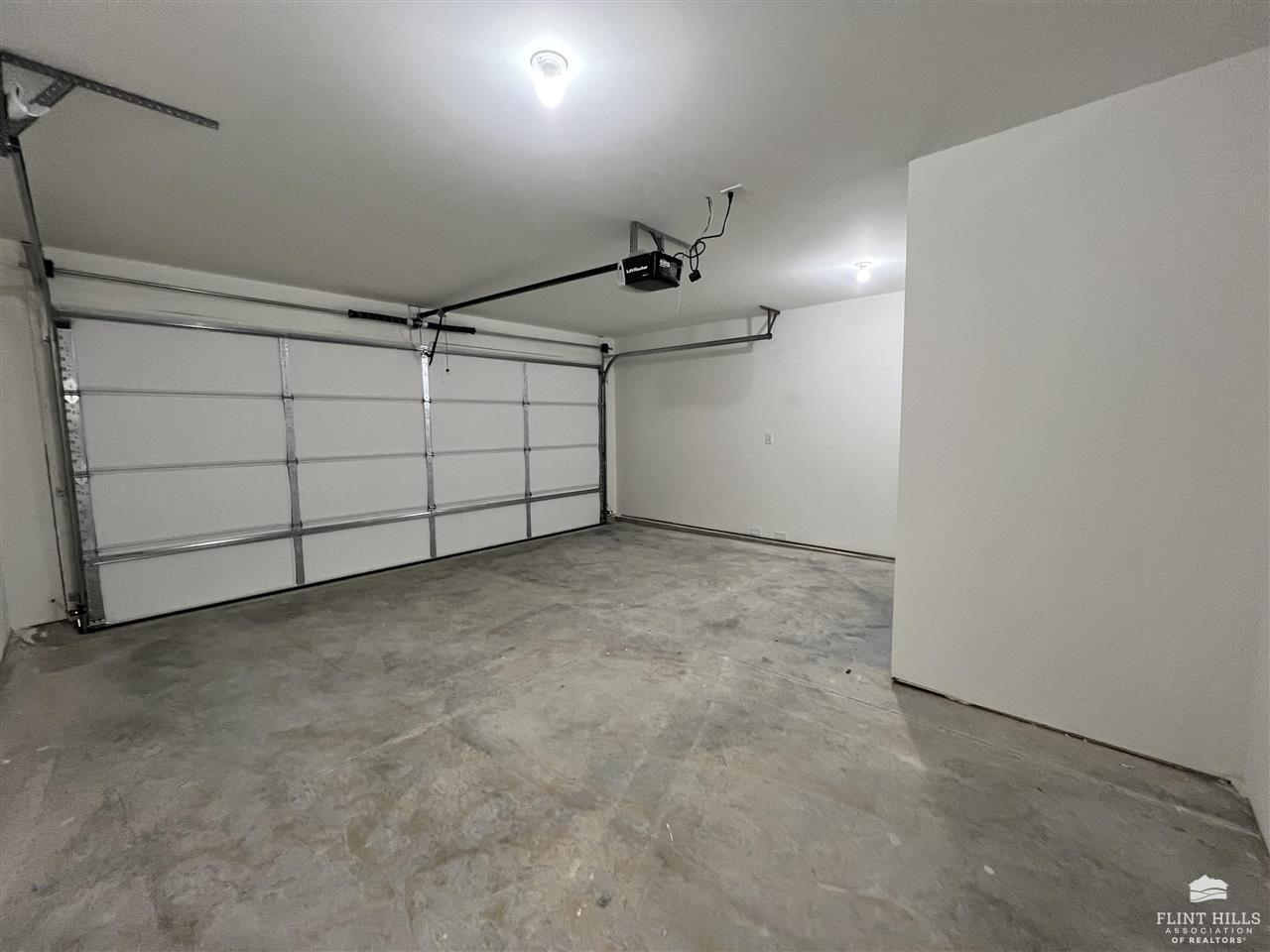 105A-105B Jackson Street