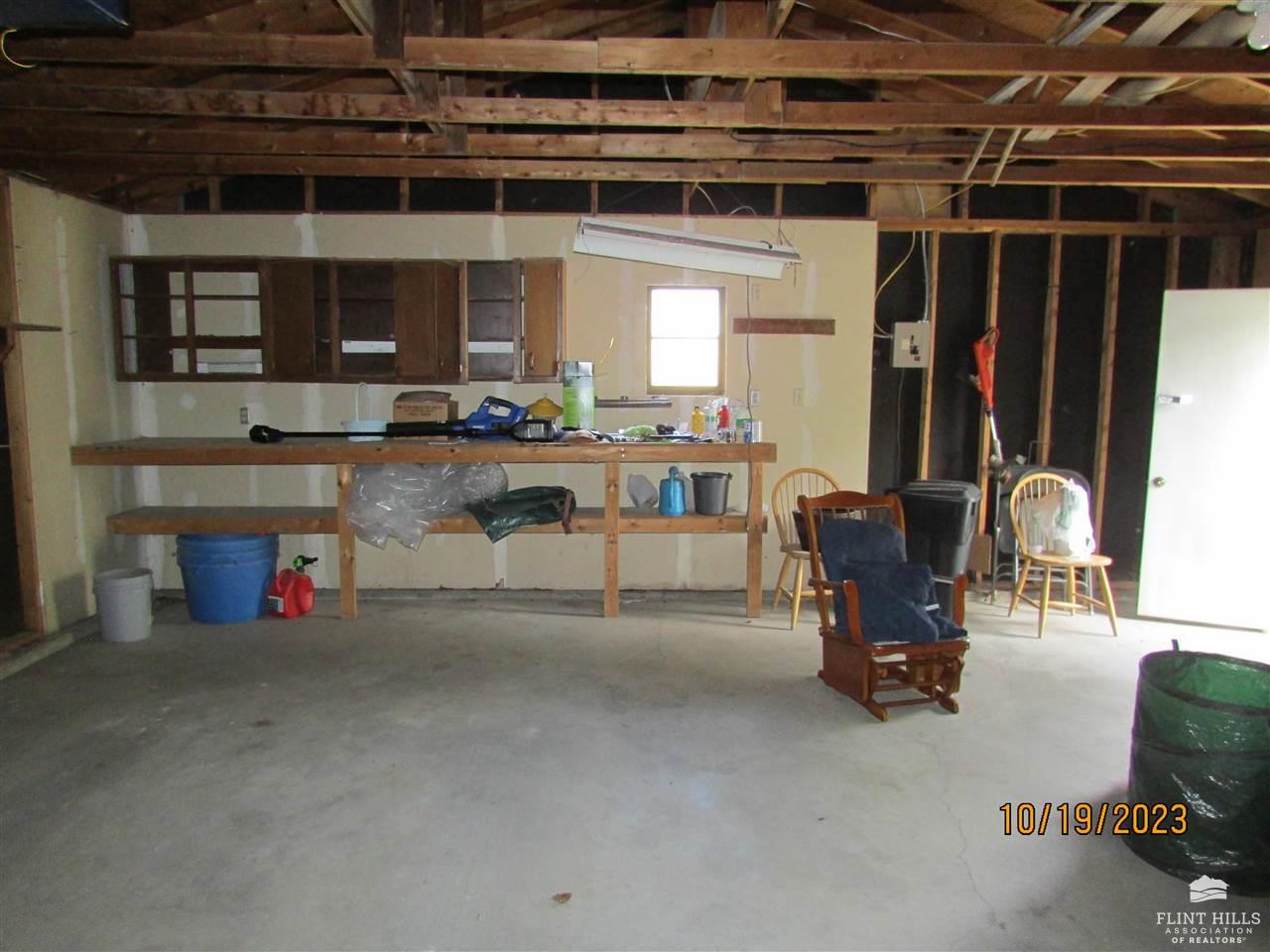 106 N 10 Street