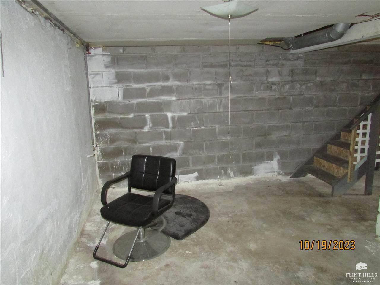 106 N 10 Street