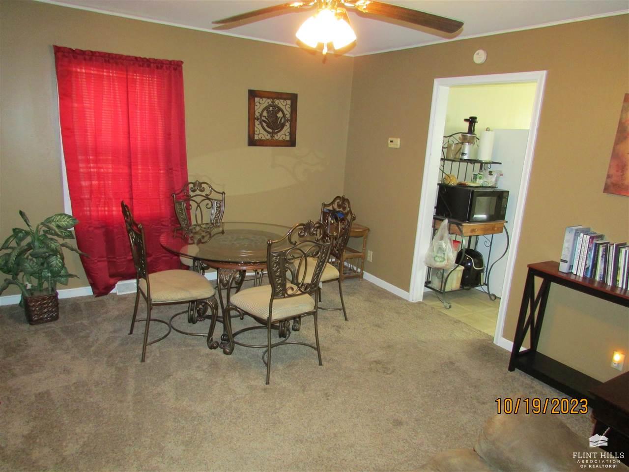 106 N 10 Street