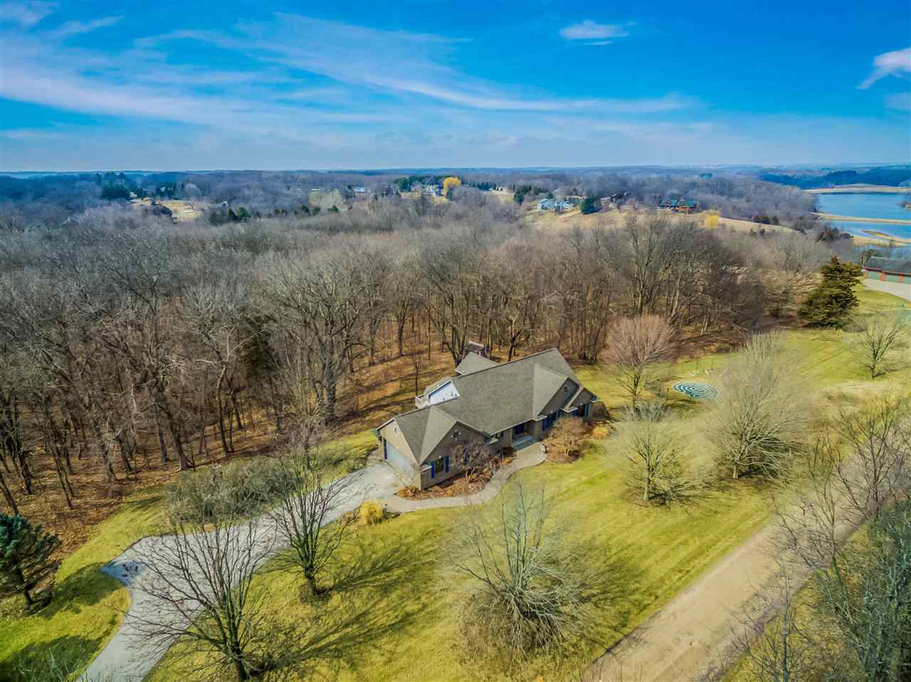 Single Family Acreage For Sale In Solon Iowa 20181916