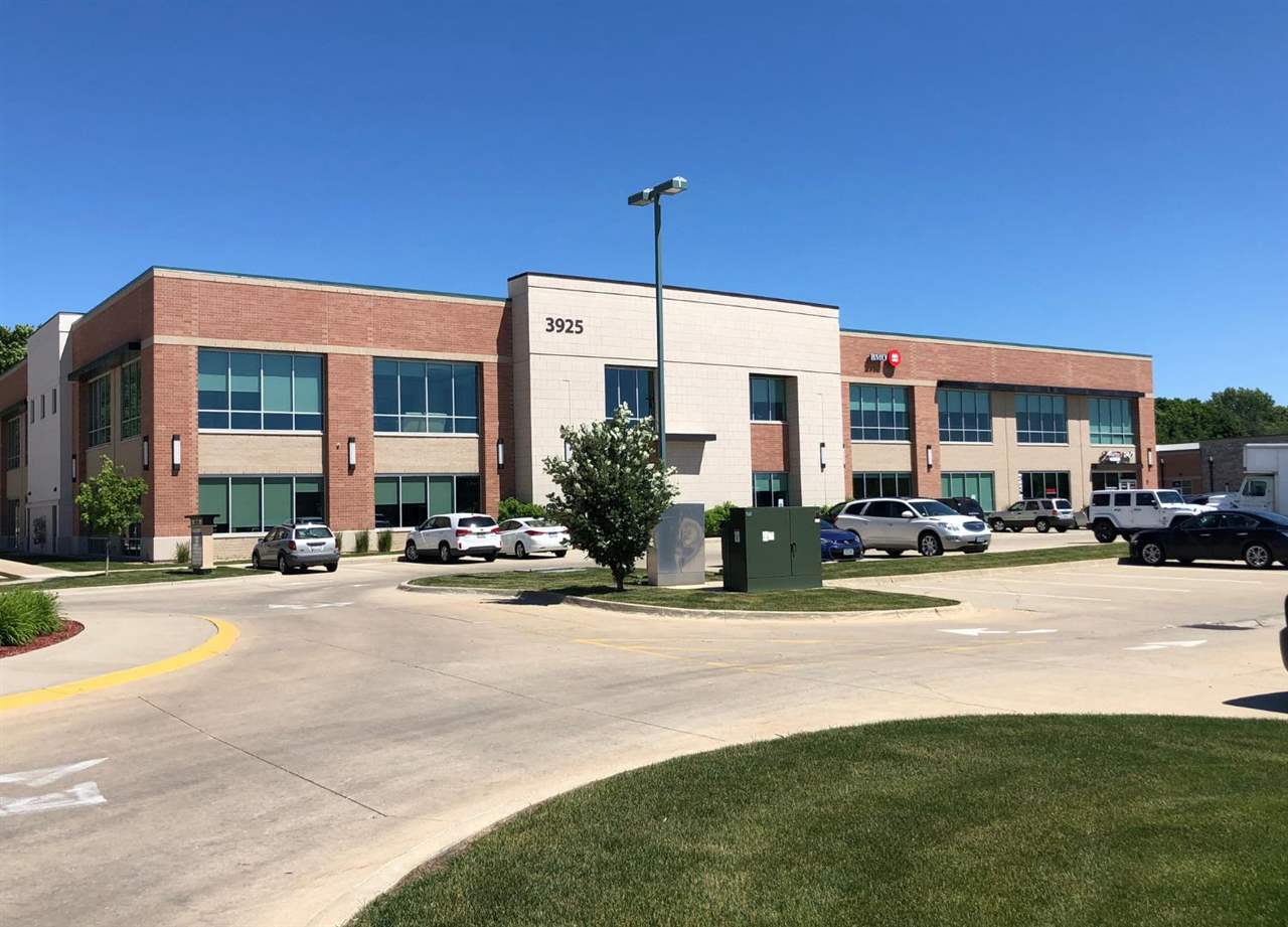 3925 Fountains Blvd NE #102 CedarRapids IA 52411