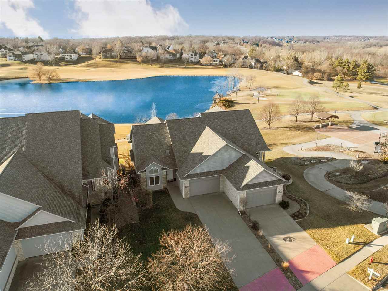 1860 Country Club Dr, Coralville, IA 52241