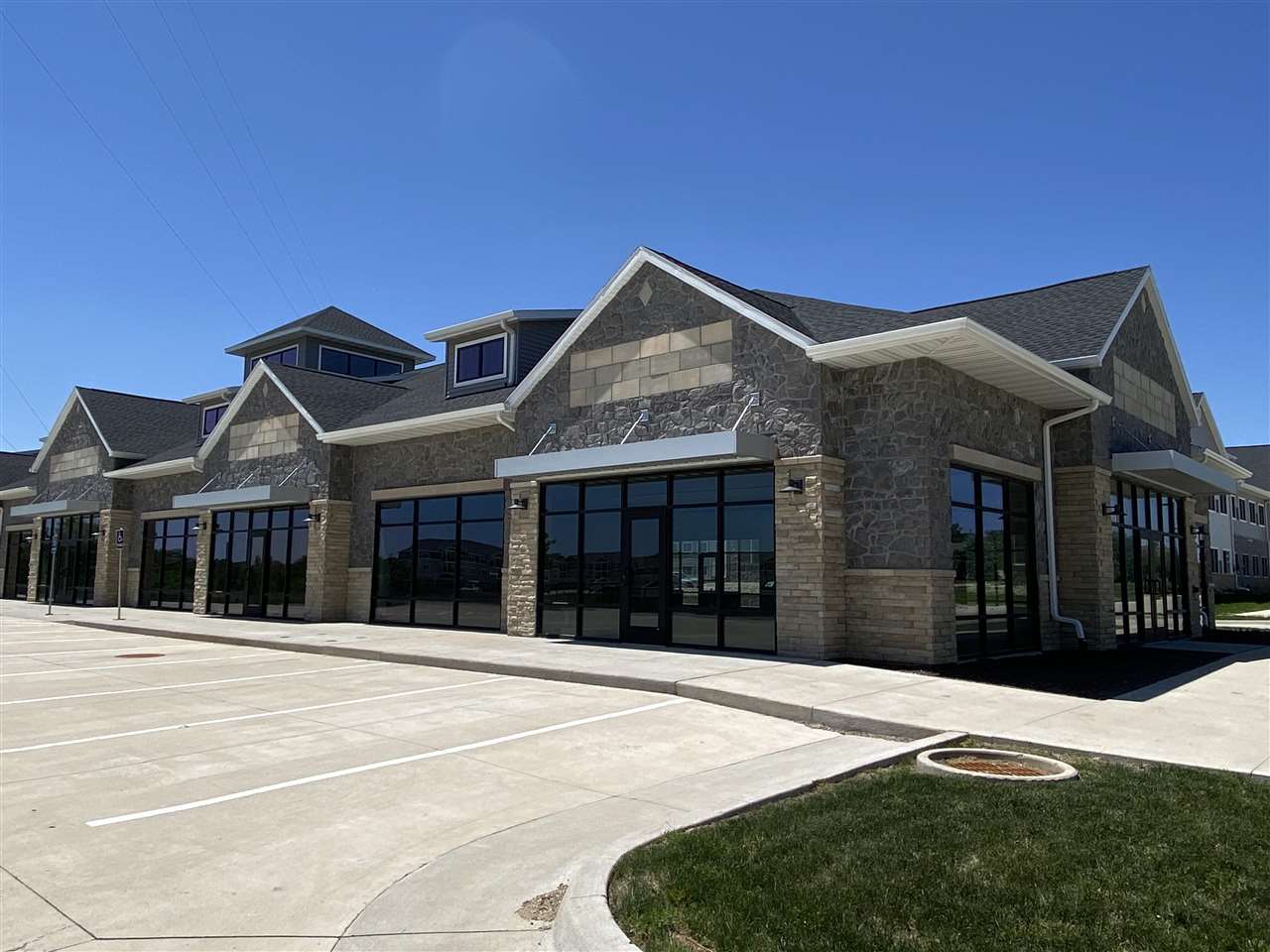 725 Boyson Rd NE #400 CedarRapids IA 52402