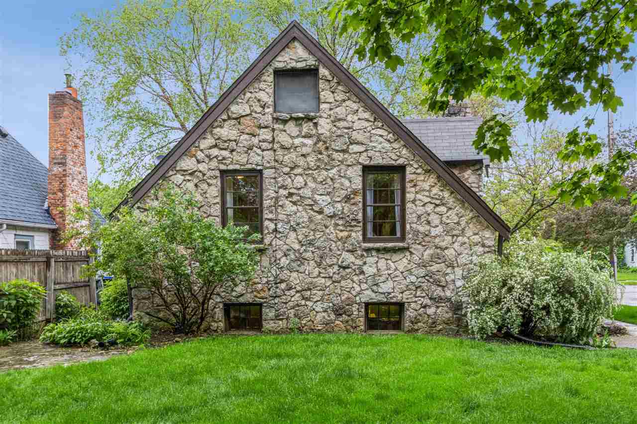 Single Family/Acreage for sale in Iowa City, Iowa, 202103015