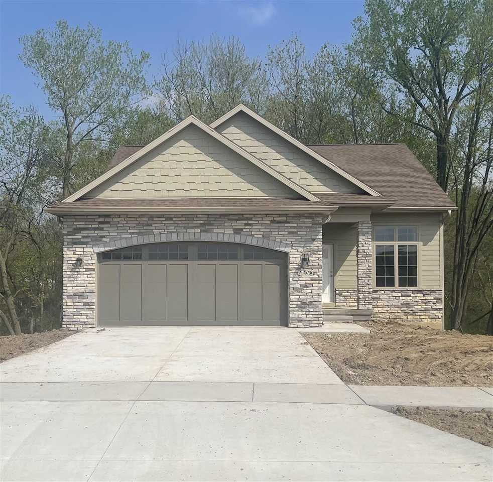 1308 High Country Pl, Coralville, IA 52241