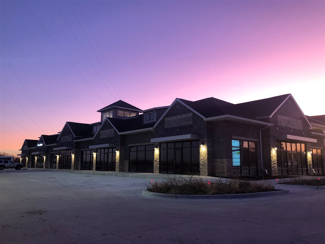 725 Boyson Rd NE #400 & 500 CedarRapids IA 52402