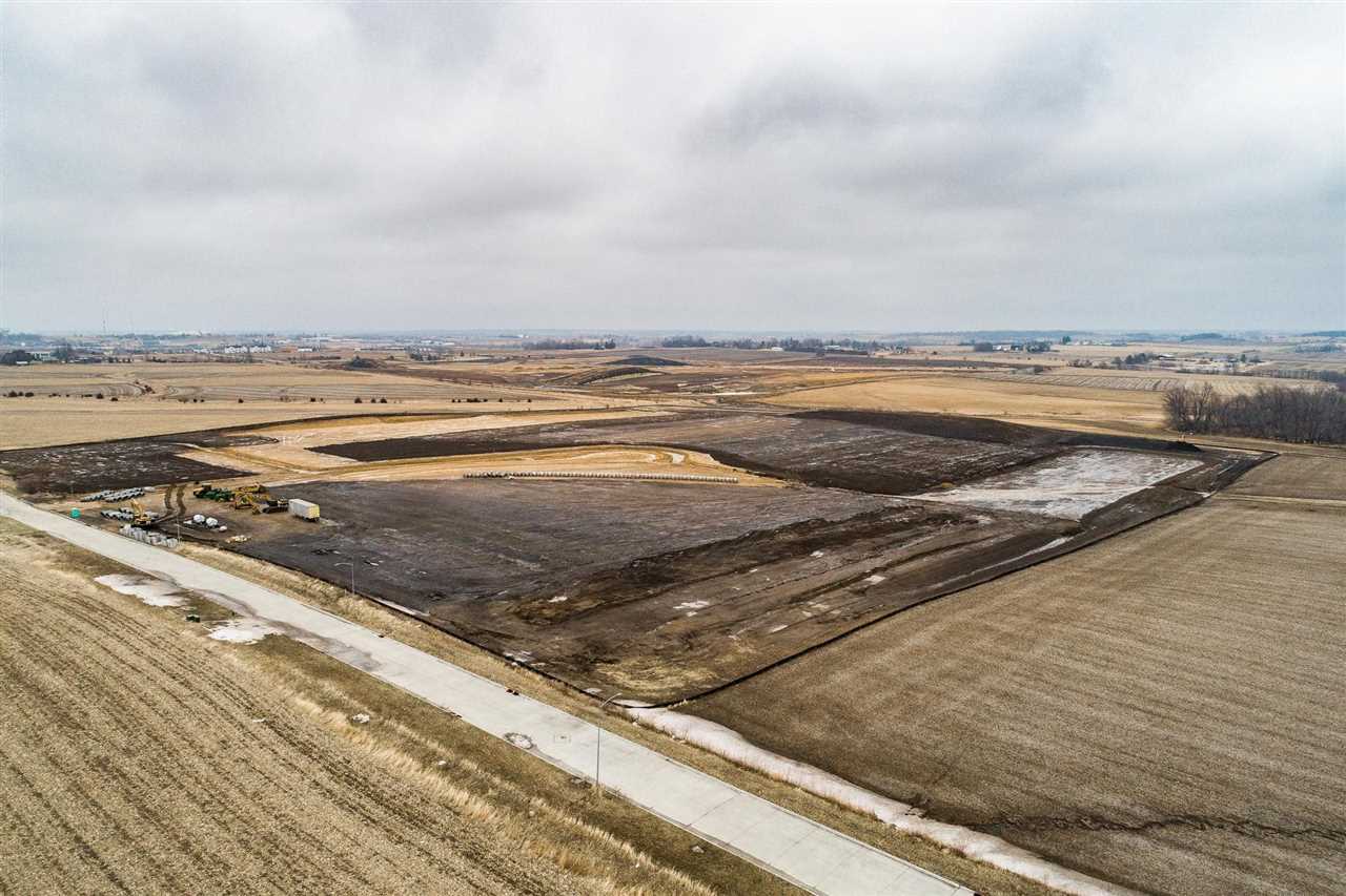 225, 231 & 237 Ackerman Dr SW CedarRapids IA 52404