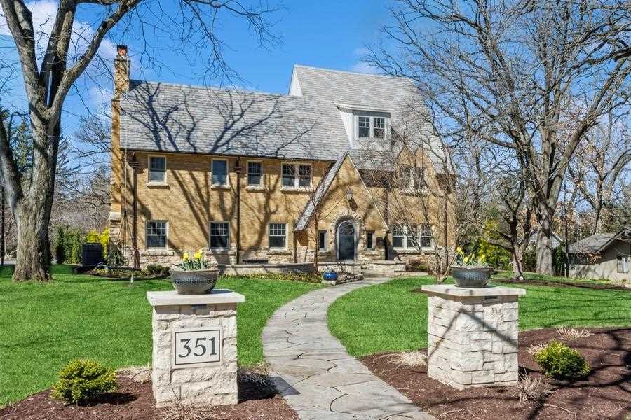351 Hutchinson Ave, Iowa City, IA 52246