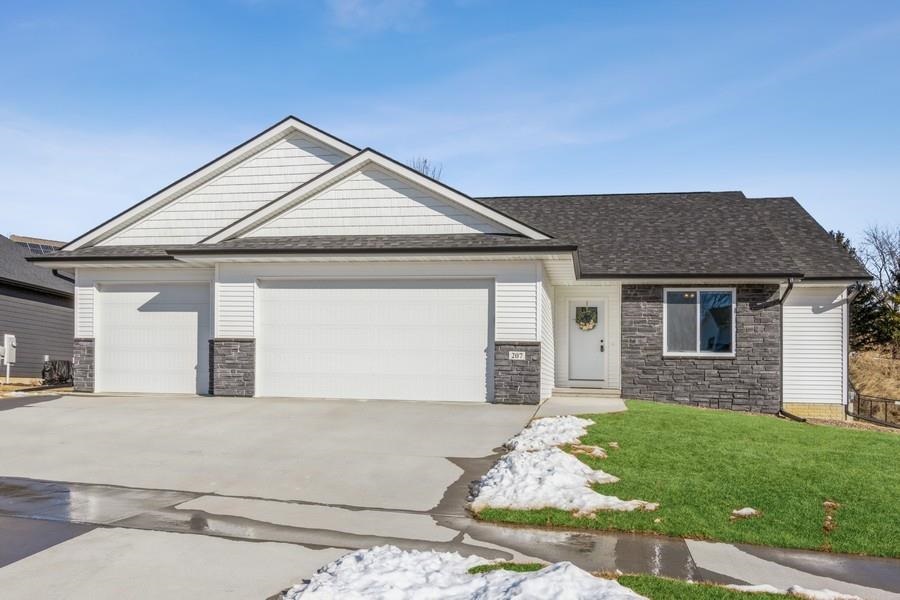 207 Dawson Drive, West Branch, IA 52358
