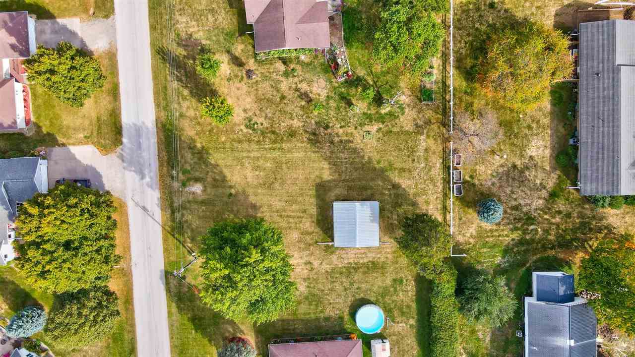 805 W 2nd St, Washington, IA 52353