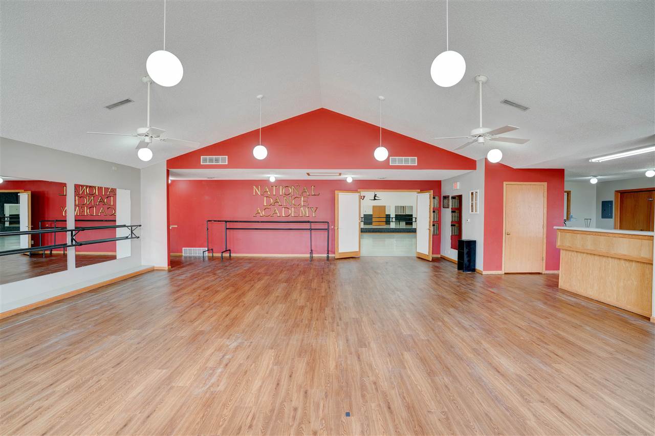 Commercial for Sale in Iowa City, Iowa, 202305972