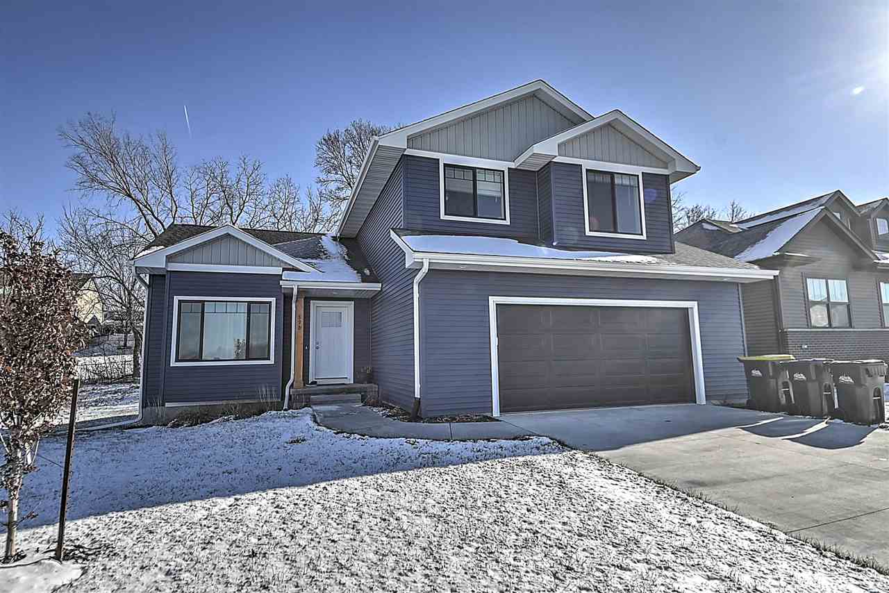 Single Family/Acreage for sale in Iowa City, Iowa, 202306188