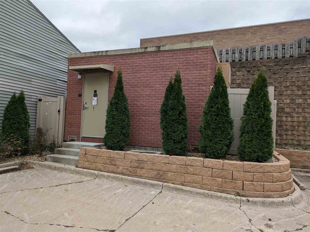 Commercial for Sale in Iowa City, Iowa, 202306320