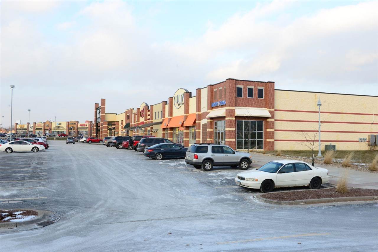 4651 SE 1st Ave #Suite 4 CedarRapids IA 50402