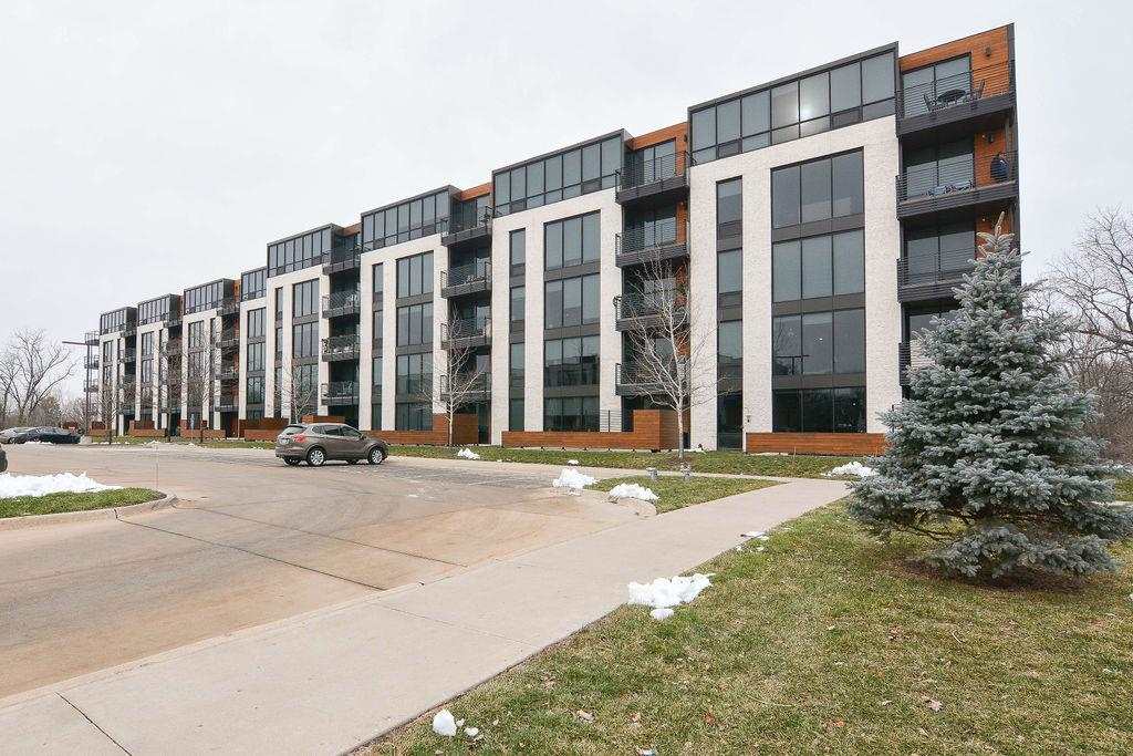 1 UNIVERSITY WAY 310, IOWA CITY, IA 52246 Westwinds Real Estate