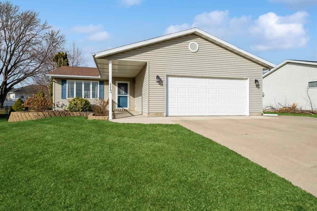 113 Rosedale Drive, Center Point, IA 