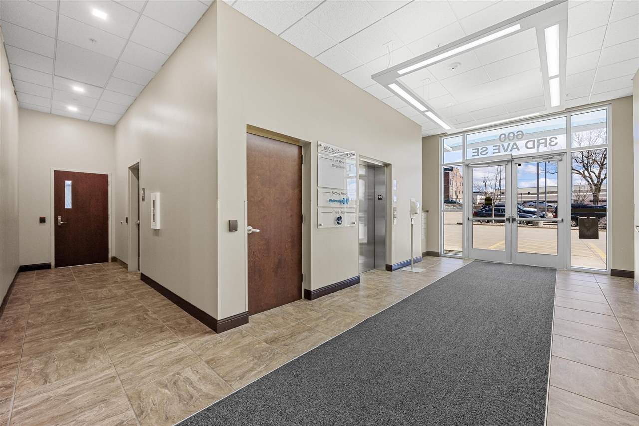 600 3rd Ave SE ##200 CedarRapids IA 52401