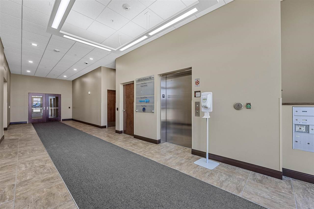 600 3rd Ave SE ##200 CedarRapids IA 52401