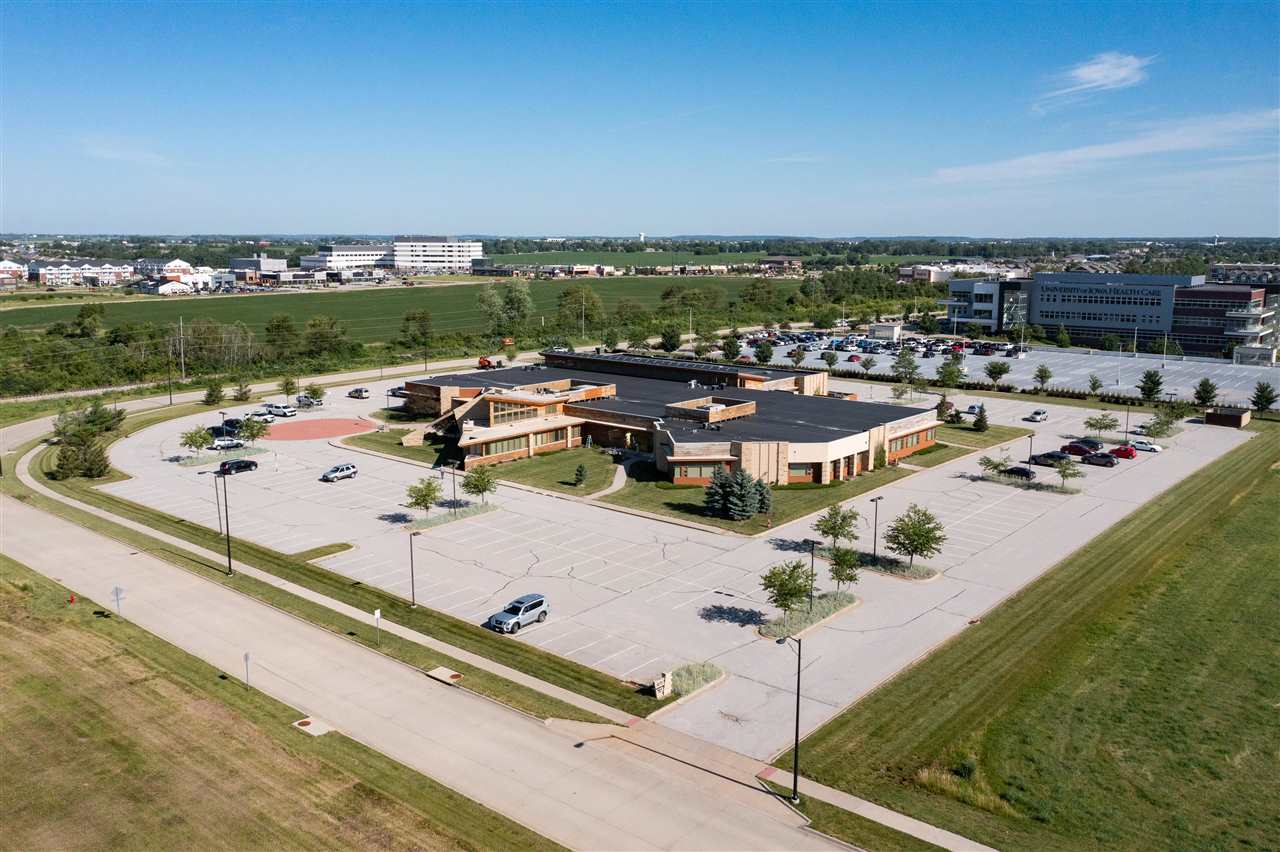 3273 Ridgeway Dr #C Coralville IA 52241