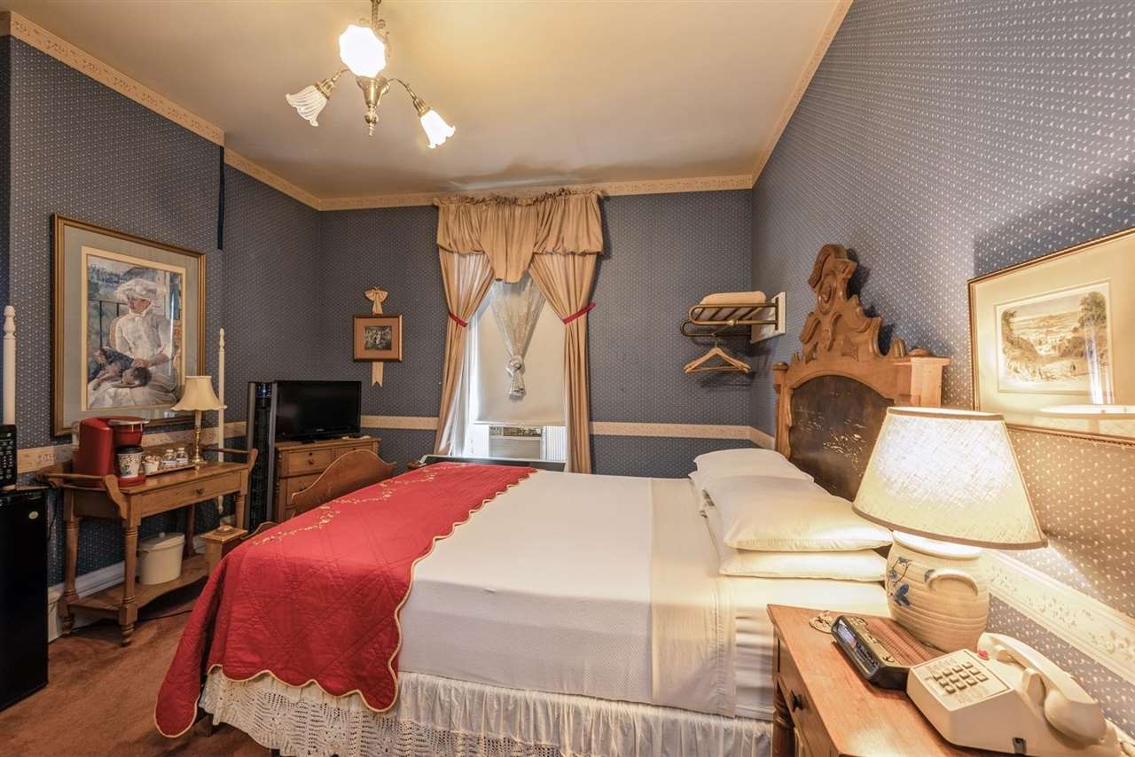 Property Photo 25