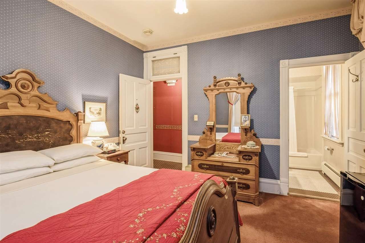 Property Photo 26