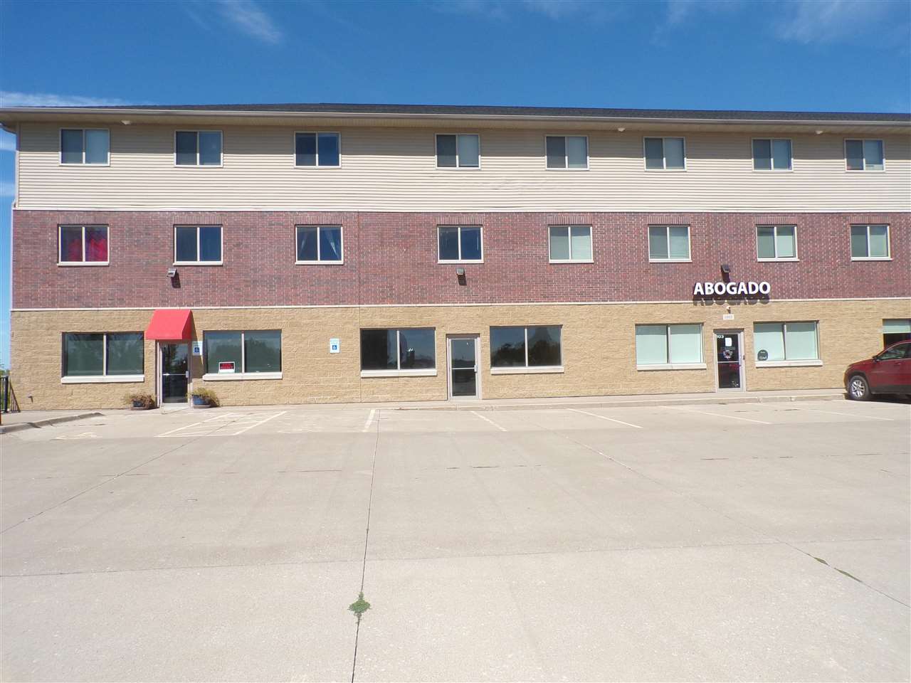 1405 N Elm St #104 WestLiberty IA 52776