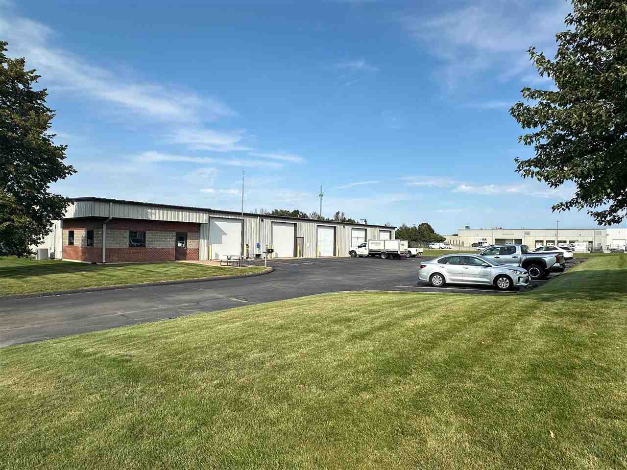 1465 Sherman Rd Hiawatha IA 52233