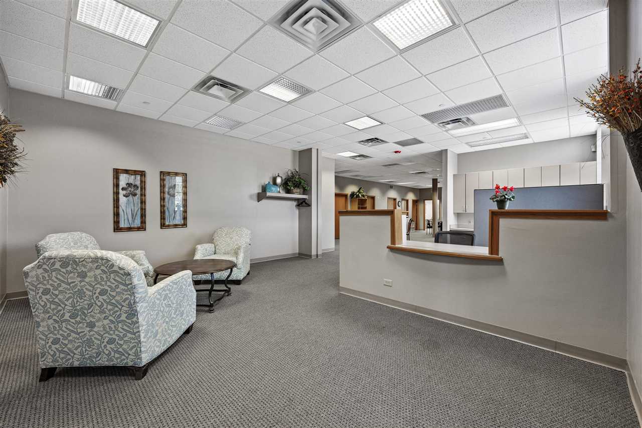 1100 6th St #101 Coralville IA 52241