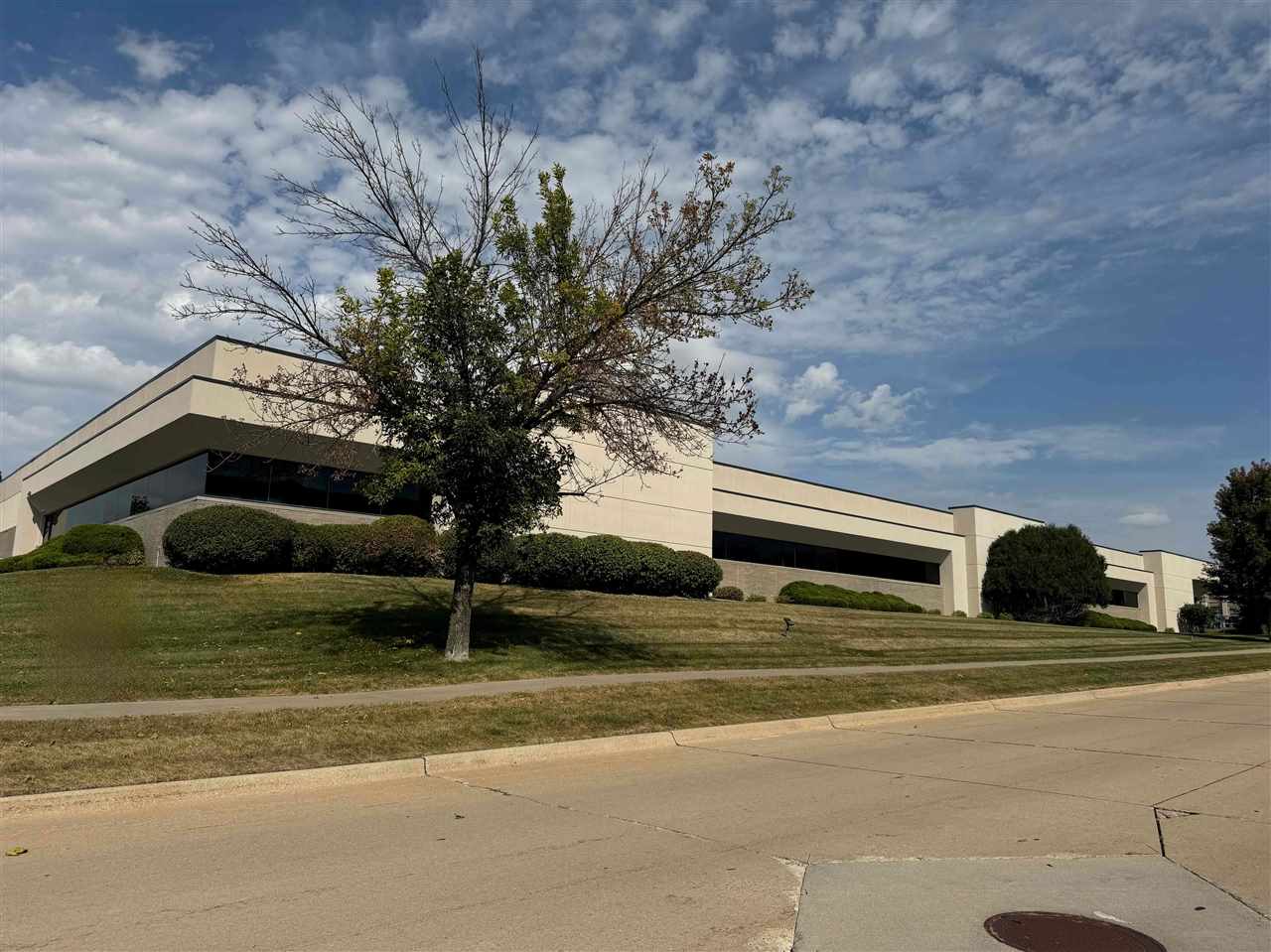 Edge Realty Group 5250 N River Blvd NE, Cedar Rapids